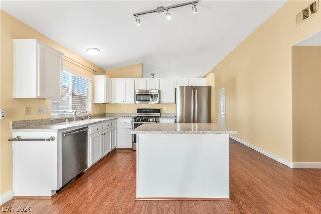 3124 Bayliner Avenue - Photo 10