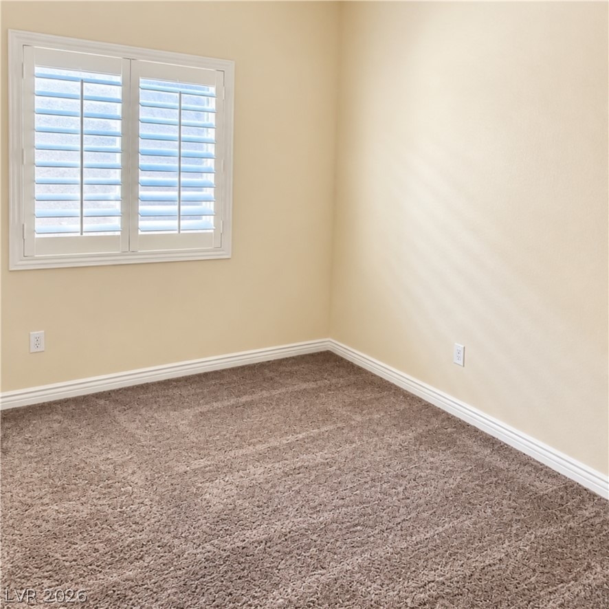 10279 Queensbury Avenue - Photo 13