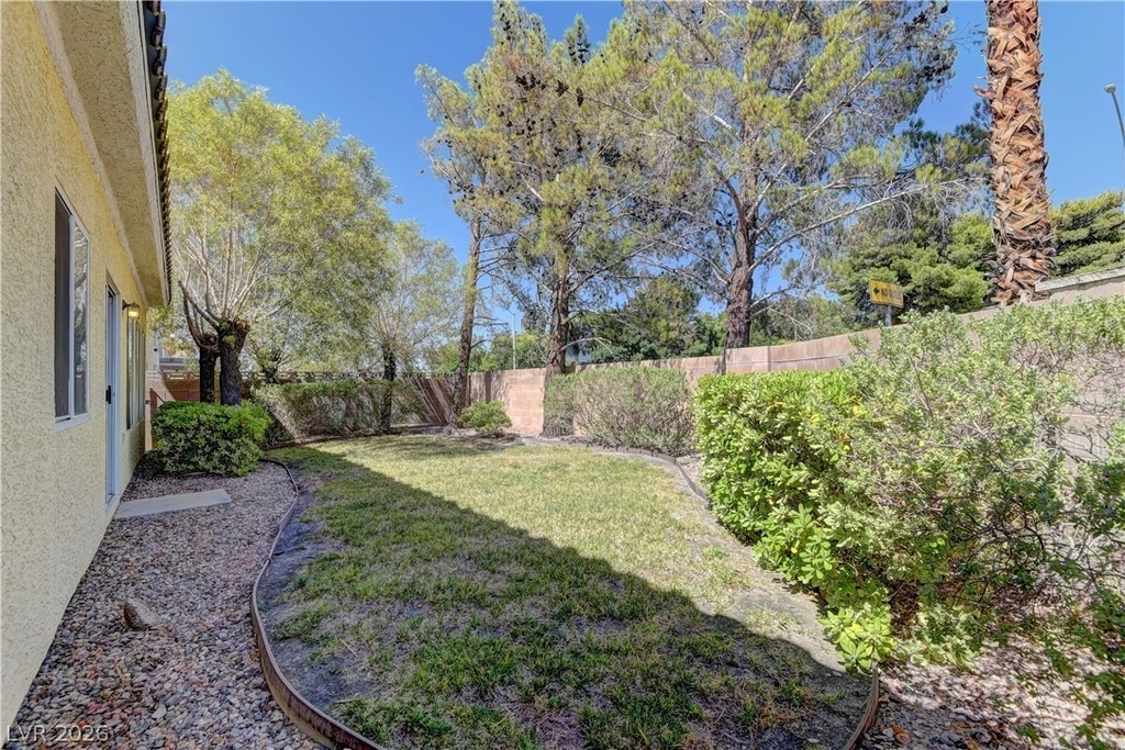 7456 Oatman Lane - Photo 24