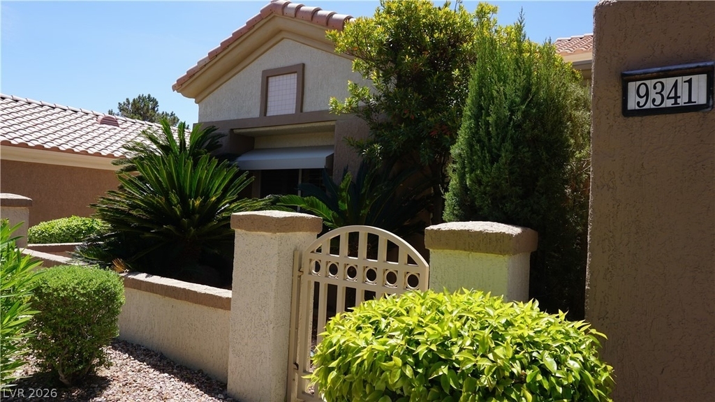 9341 Villa Ridge Drive - Photo 2