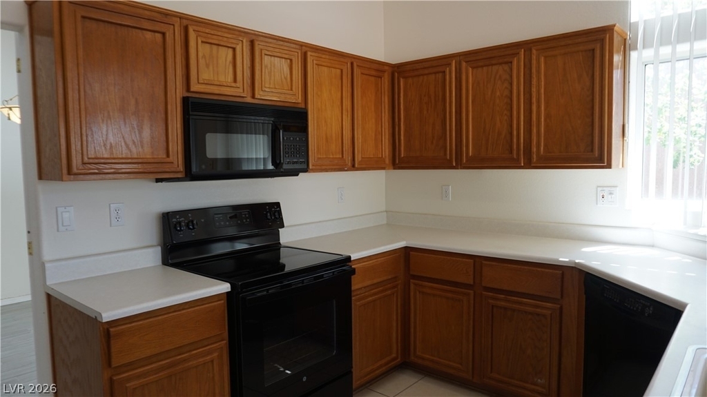 9341 Villa Ridge Drive - Photo 7