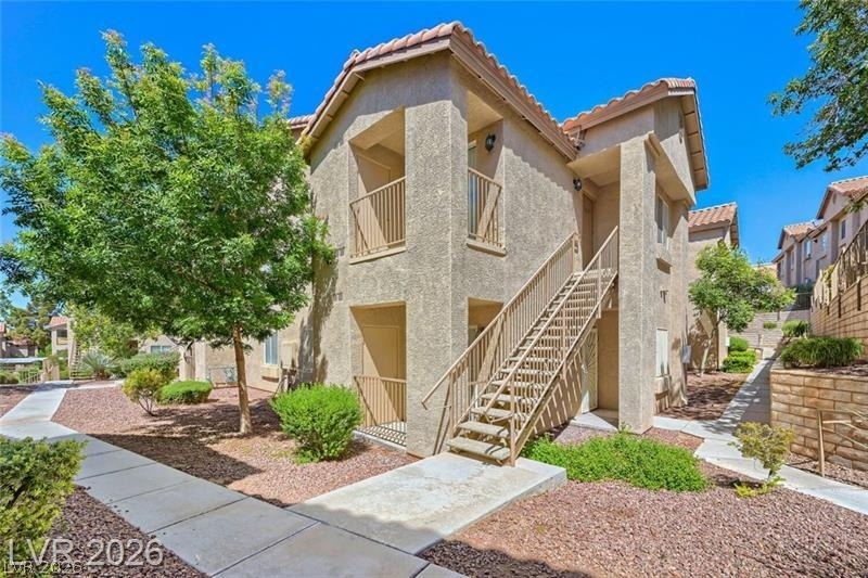 2110 Los Feliz Street - Photo 0
