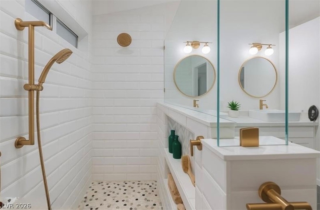 8404 Shore Breeze Drive - Photo 11