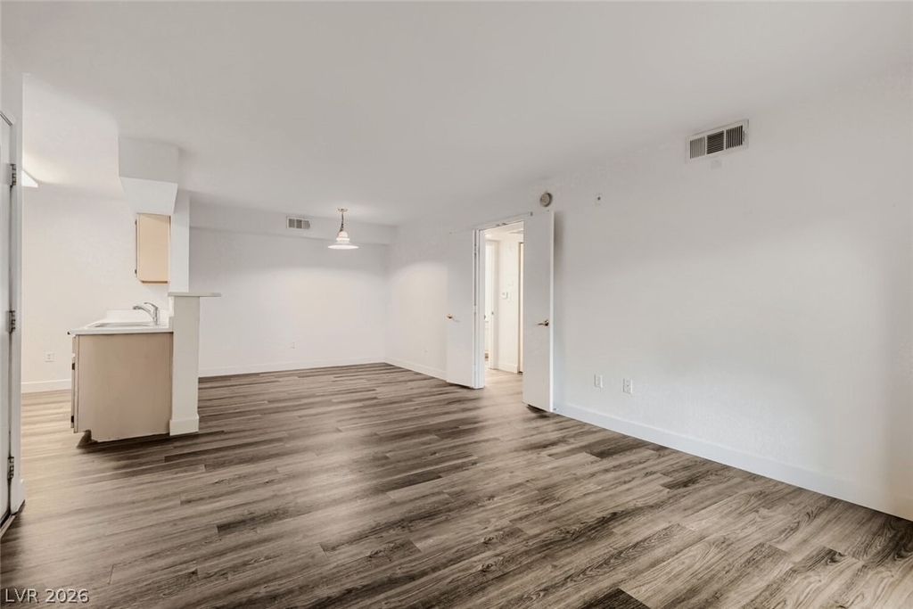 1150 N Buffalo Drive - Photo 9