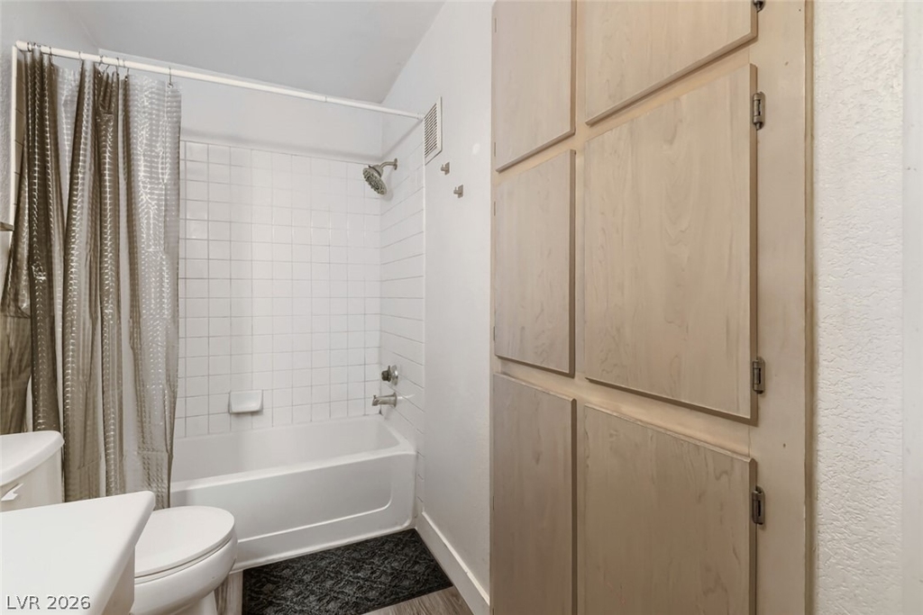 1150 N Buffalo Drive - Photo 18