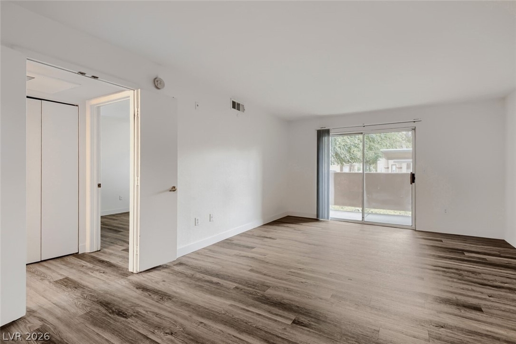1150 N Buffalo Drive - Photo 6