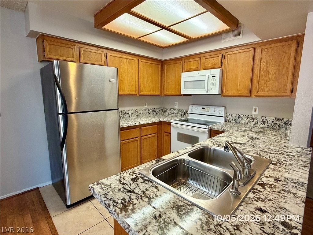 1575 W Warm Springs Road - Photo 6
