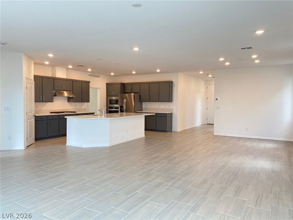 8462 Hawks View Street - Photo 6