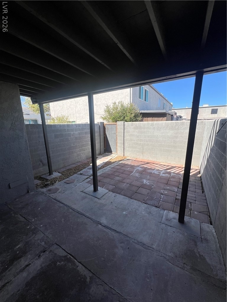 1408 N Jones Boulevard - Photo 11