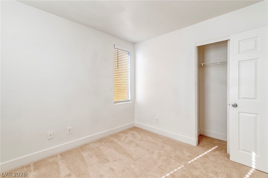 916 Shining Rose Place - Photo 33