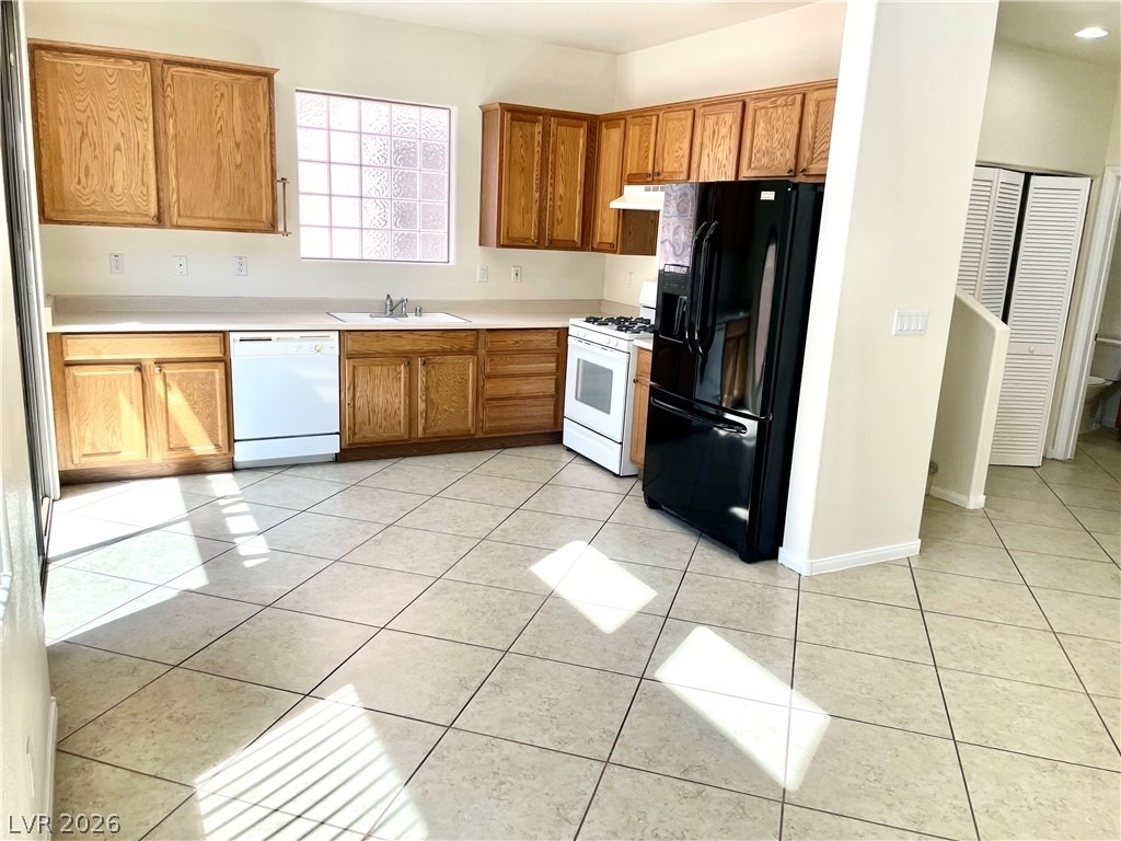 8233 Strawberry Spring Street - Photo 18