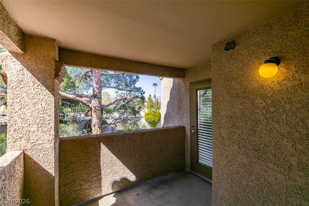 1150 N Buffalo Drive - Photo 37