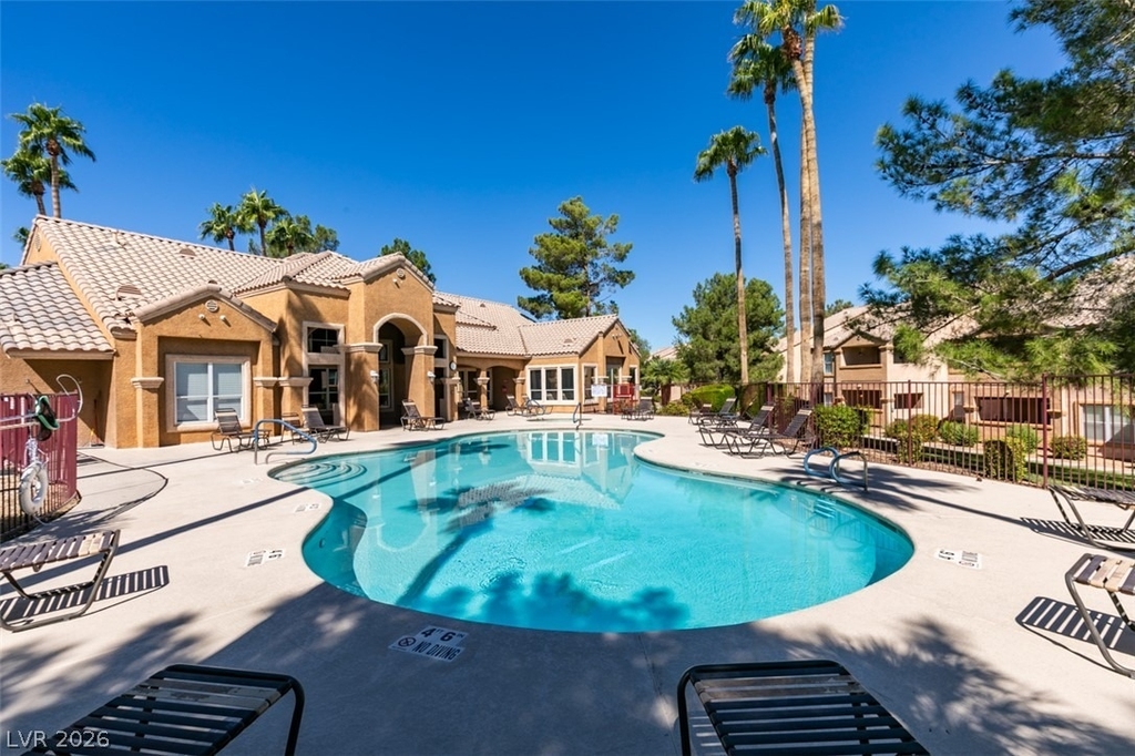 1150 N Buffalo Drive - Photo 40