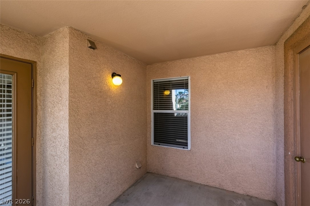 1150 N Buffalo Drive - Photo 38
