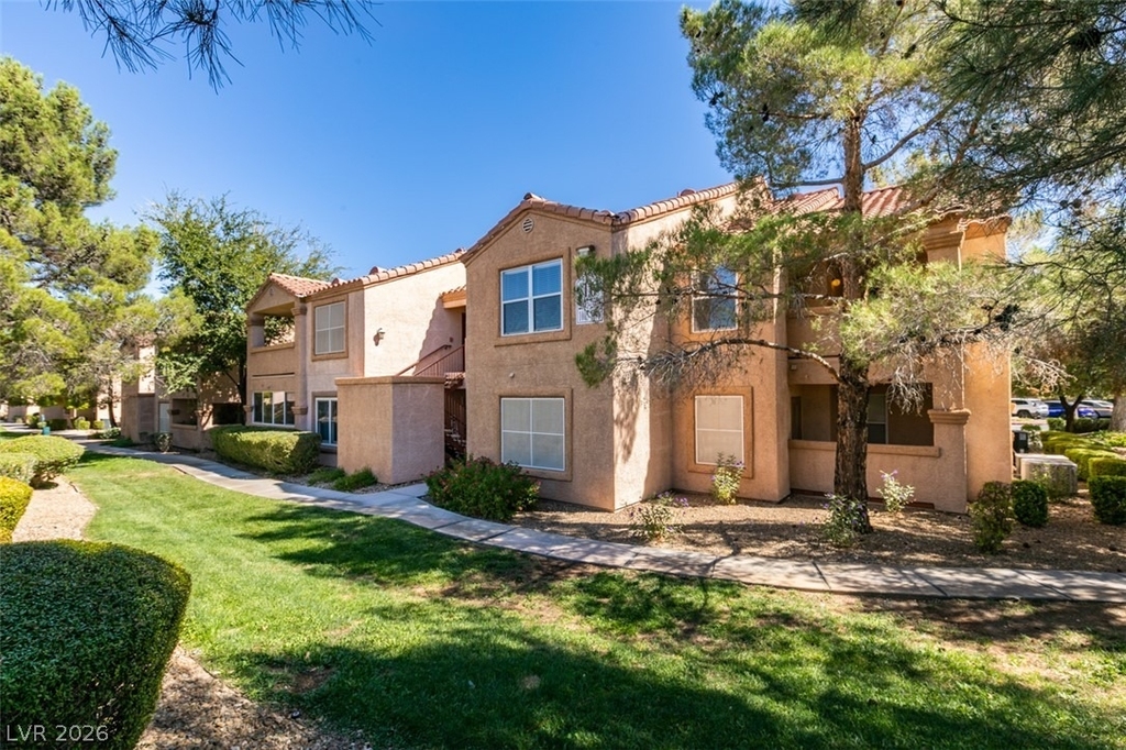 1150 N Buffalo Drive - Photo 2