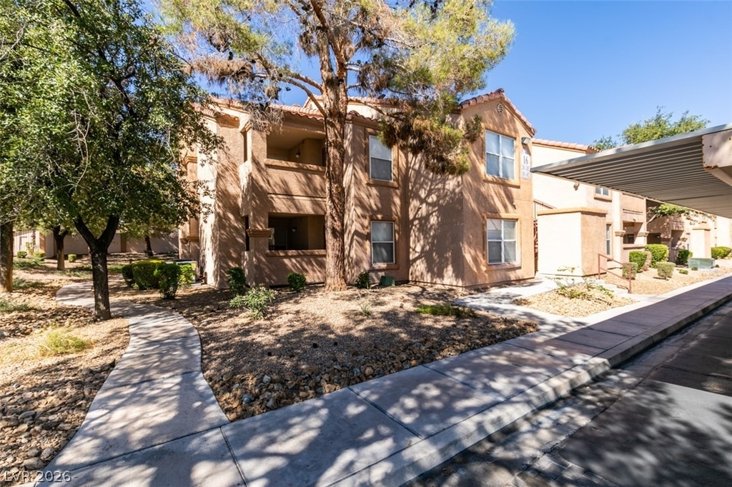 1150 N Buffalo Drive - Photo 3