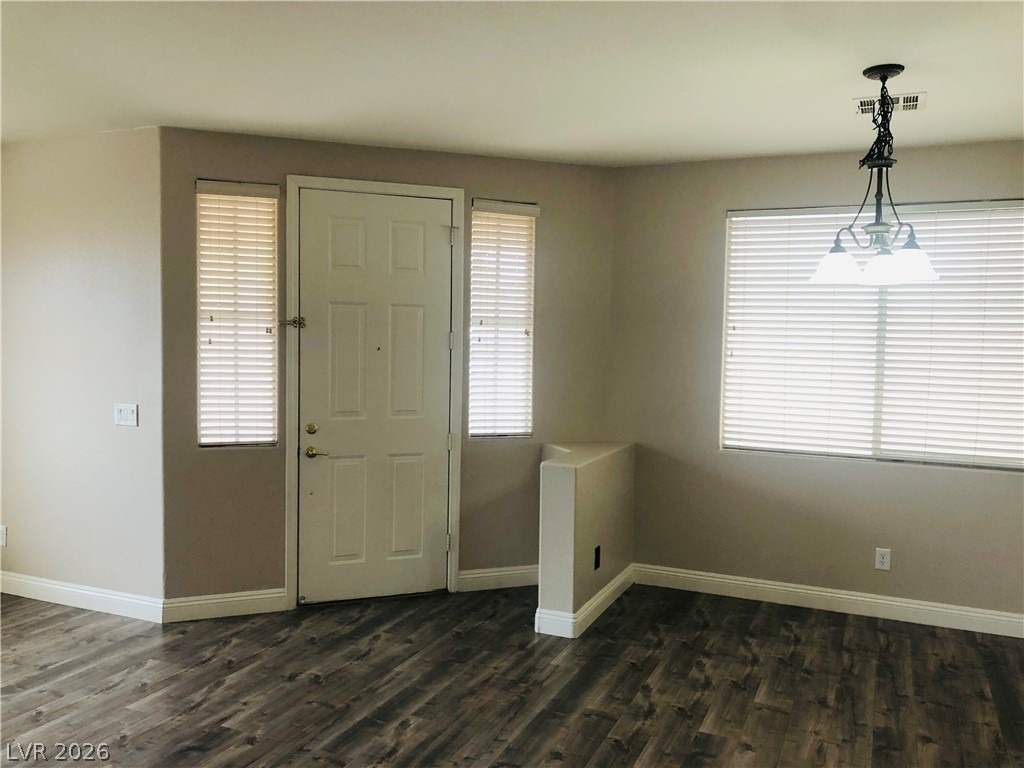 7606 Brambleberry Court - Photo 3
