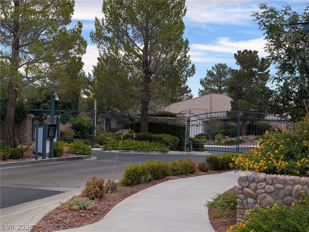 11000 Pine Knolls Court - Photo 3