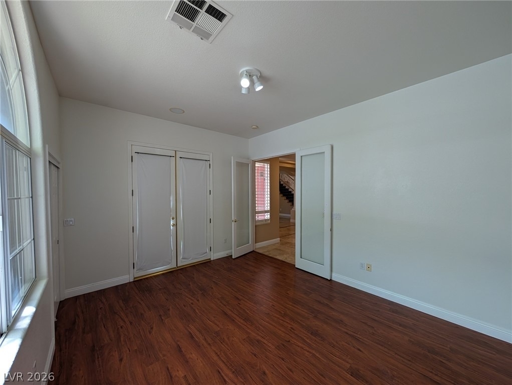 11000 Pine Knolls Court - Photo 12