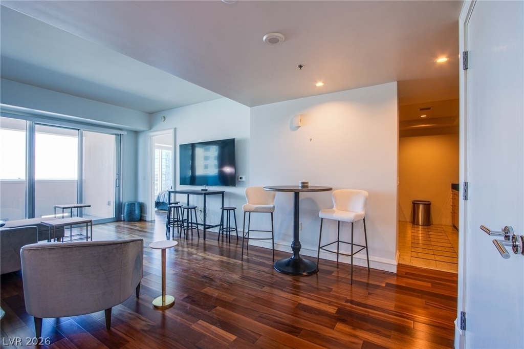 2700 Las Vegas Boulevard - Photo 2