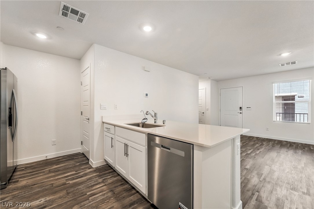 9864 Maple Pass Avenue - Photo 7