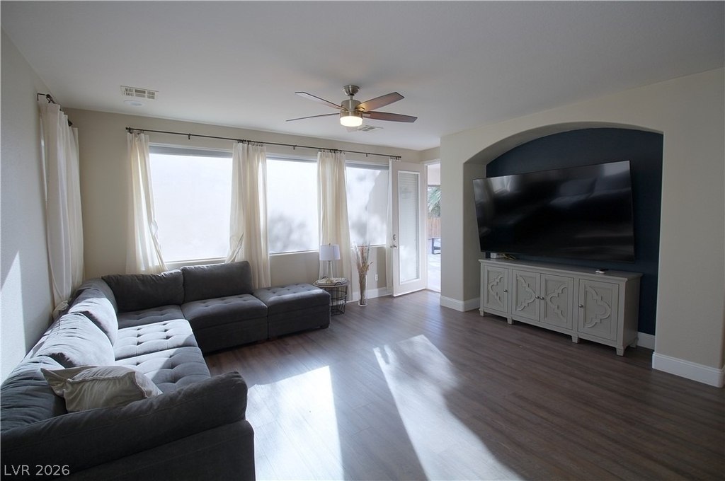 3033 Andretti Lane - Photo 3