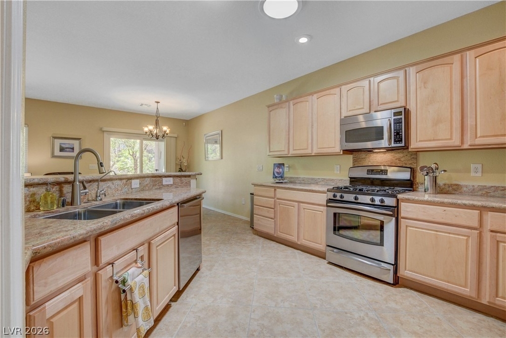 2176 Shadow Canyon Drive - Photo 3