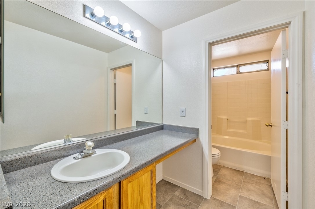4816 Englewood Avenue - Photo 12