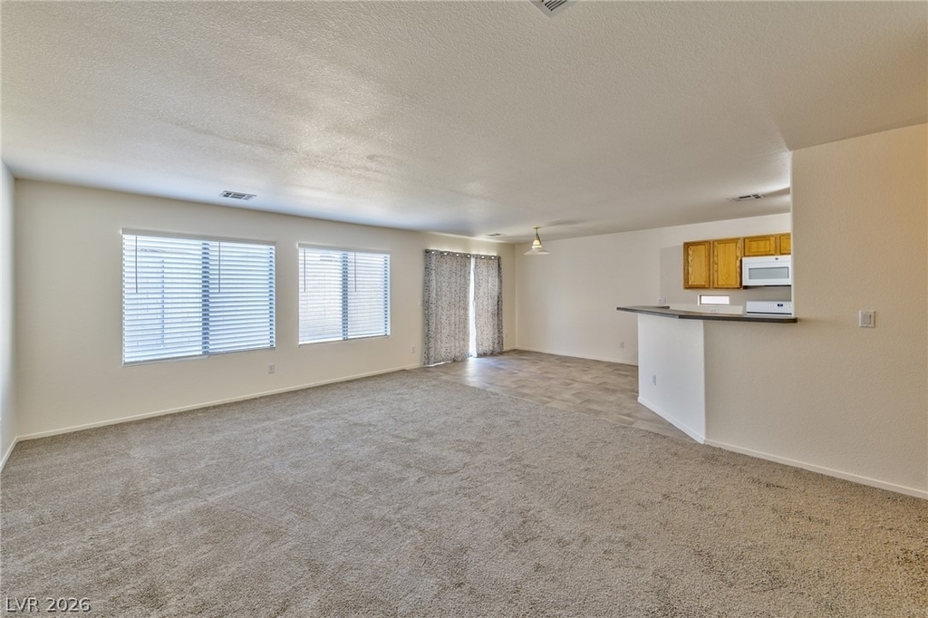 4816 Englewood Avenue - Photo 7