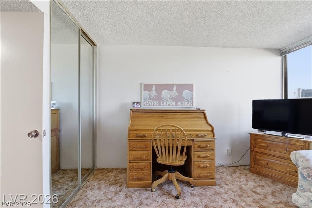 205 E Harmon Avenue - Photo 26