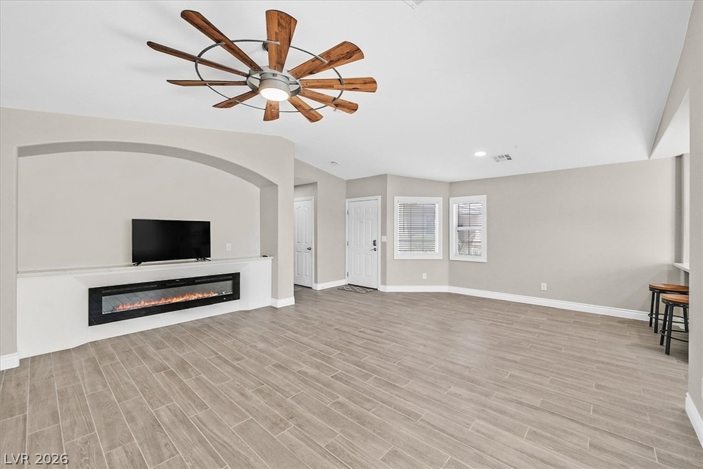 1464 Amitola Avenue - Photo 3