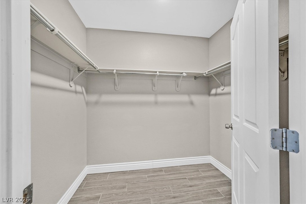1464 Amitola Avenue - Photo 15