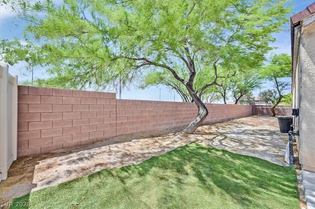 1464 Amitola Avenue - Photo 23