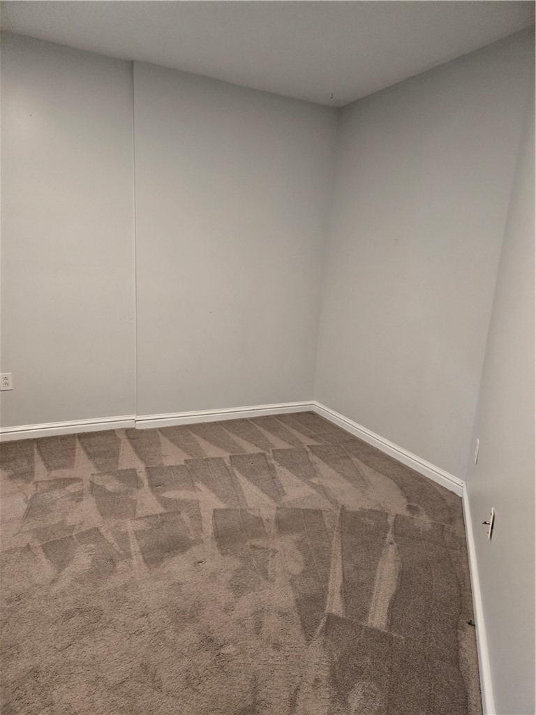 108 Vassar Street - Photo 8
