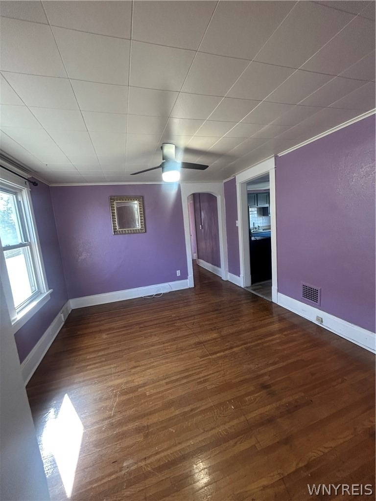 354 Shepard Avenue - Photo 4