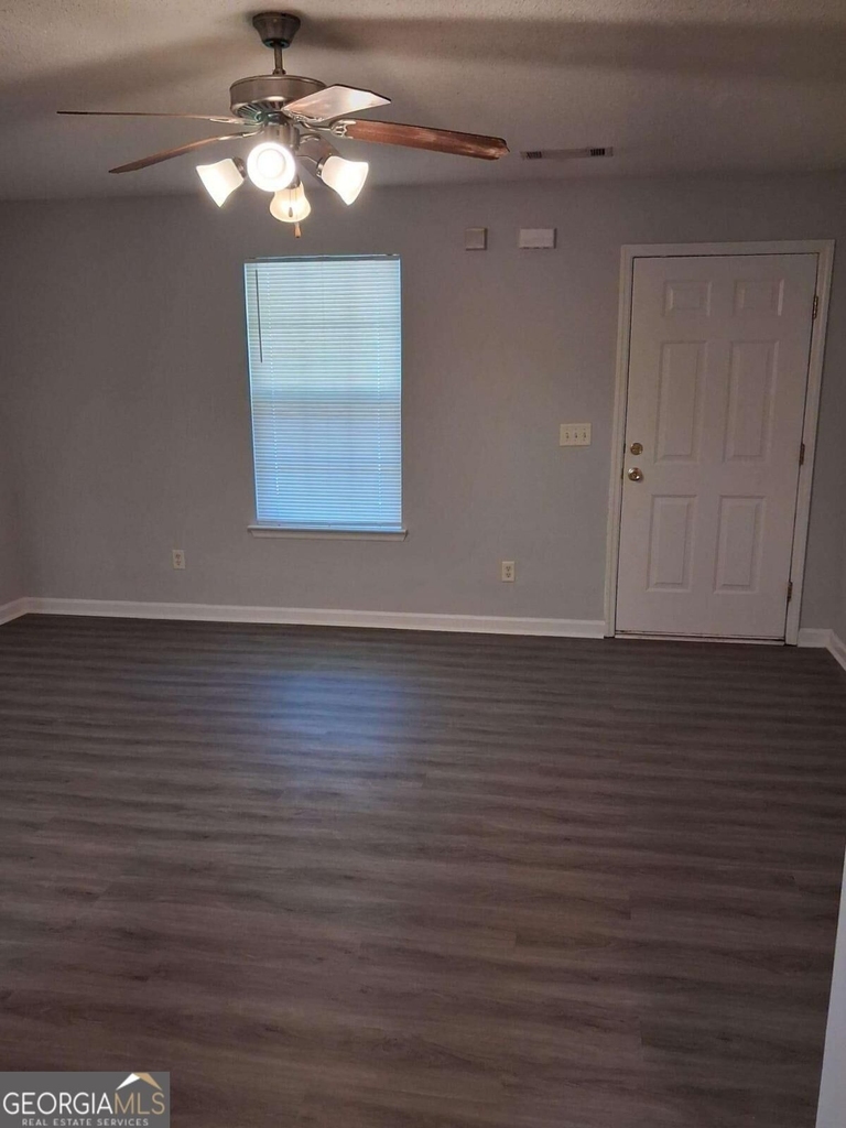 134 Se Revere Turn Trail Se - Photo 1
