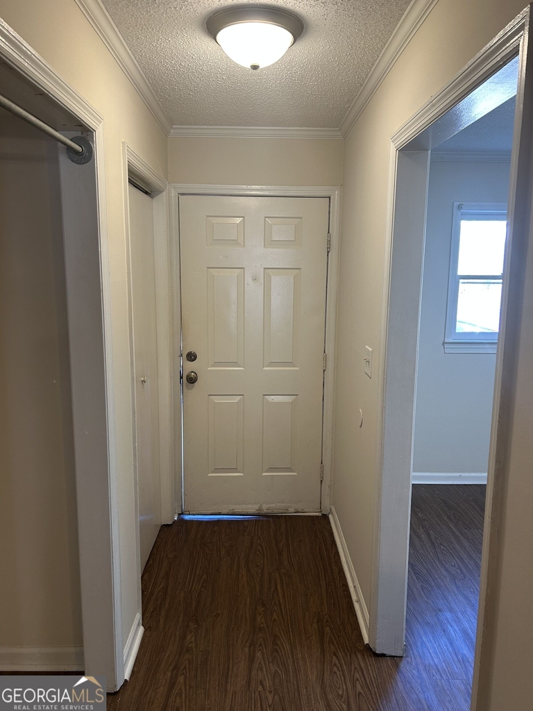 2505 W Broad Street - Photo 1