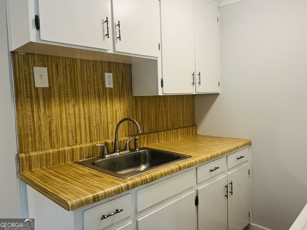 603 W Haralson Street - Photo 5