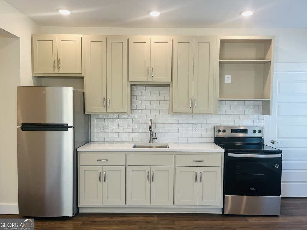 105 Gardenia Lane - Photo 3