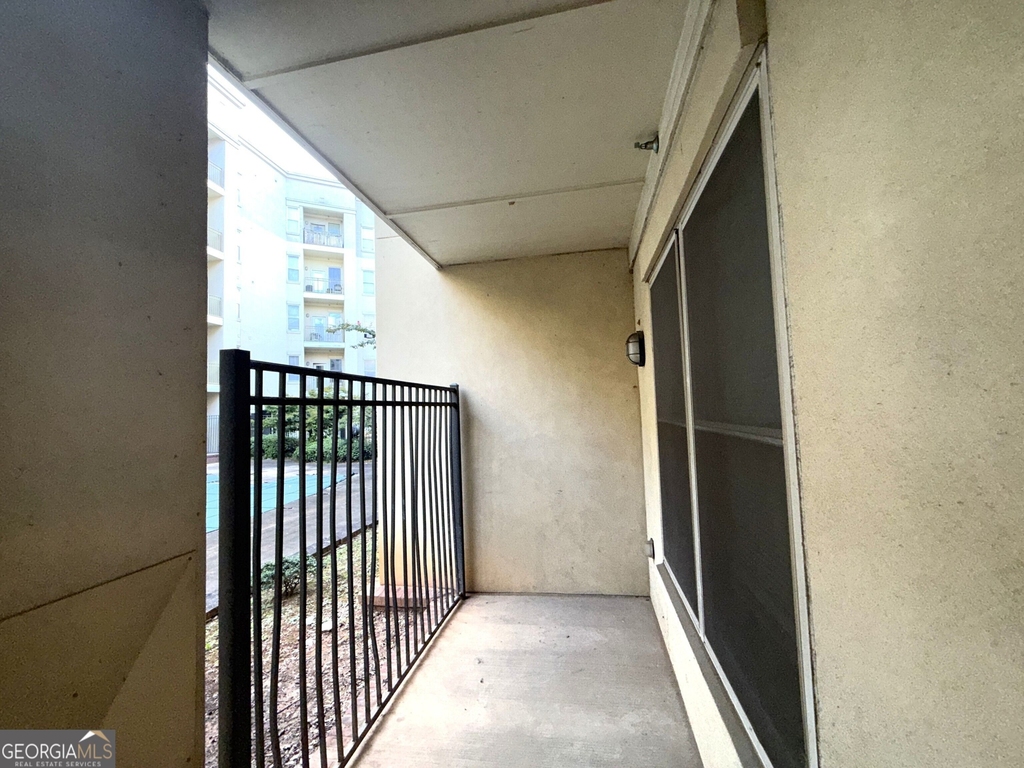 870 Mayson Turner Road Nw - Photo 1