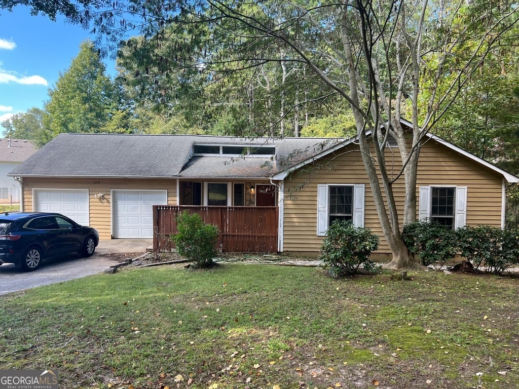 6975 Cedar Hill Court - Photo 0