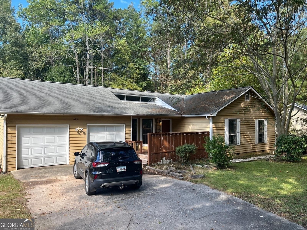 6975 Cedar Hill Court - Photo 1