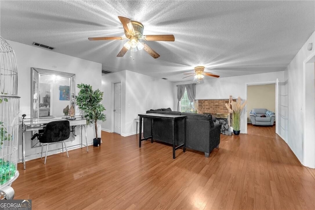 557 Pleasant Point Road - Photo 17