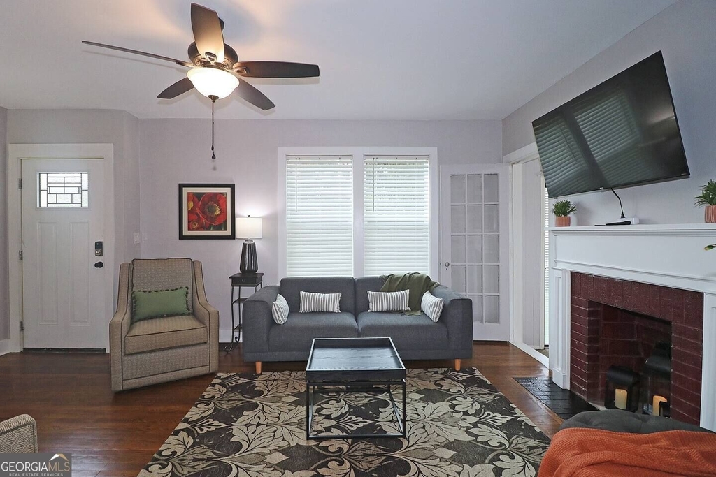 2039 Ridgedale Road Ne - Photo 2