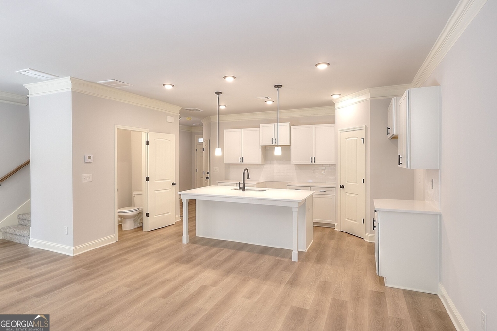 23 Crest Drive - Photo 4