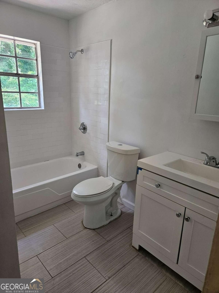 340 West Avenue - Photo 12