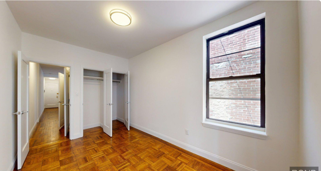 East 88th Street - Photo 2
