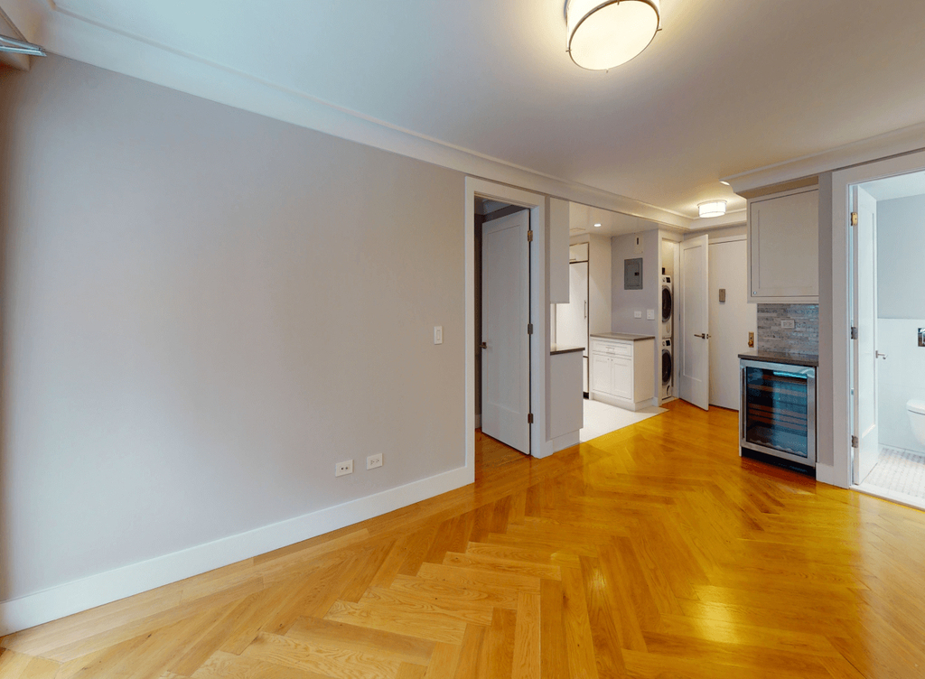 50 West 97th Street - Photo 1