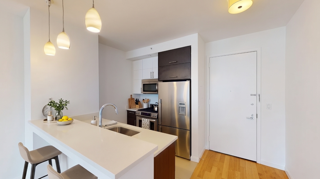 795 Columbus Avenue - Photo 3