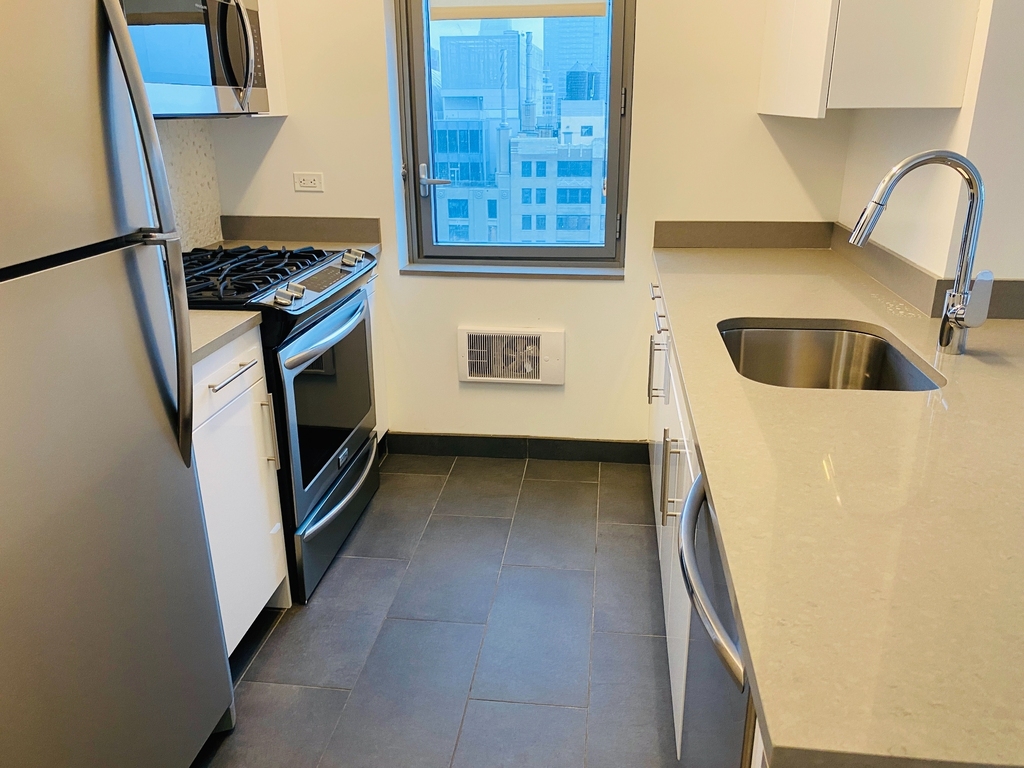 West 57th Street and 11th Ave - Photo 5